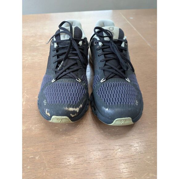 On Running Cloudflyer Sneakers women's 7.5 black blue running comfort‎ - Picture 2 of 8